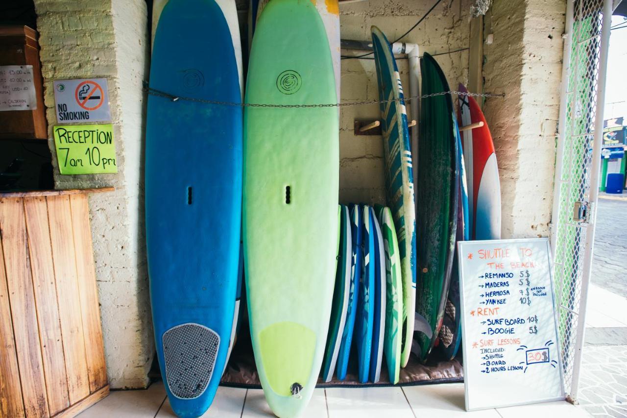 Hostal Los Chamos San Juan del Sur Exterior photo